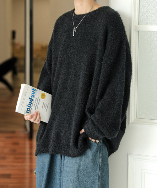 neos(ネオス)の「【neos -addictive design-】ビッグシルエット フェザーヤーン 無地&ボーダー クルーネック ニット セーター(ニット/セーター・メンズ・ホワイト/ブラック/ベージュ/グレー/ブラック×グレー/ブラック×ホワイト/ブラック×レッド・MEDIUM/LARGE)」の16枚目の写真