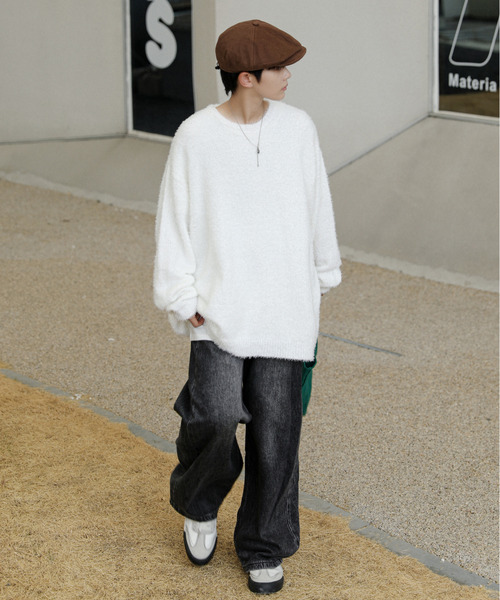 neos(ネオス)の「【neos -addictive design-】ビッグシルエット フェザーヤーン 無地&ボーダー クルーネック ニット セーター(ニット/セーター・メンズ・ホワイト/ブラック/ベージュ/グレー/ブラック×グレー/ブラック×ホワイト/ブラック×レッド・MEDIUM/LARGE)」の9枚目の写真