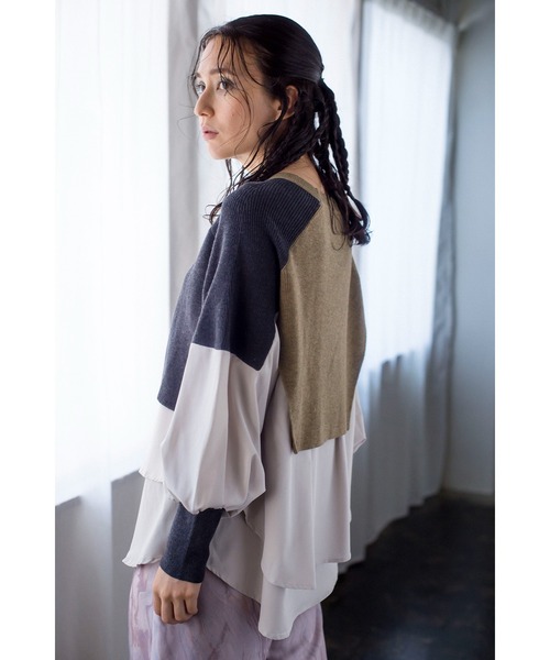 OSMOSIS（オズモーシス）の「切替レイヤードニットプルオーバー