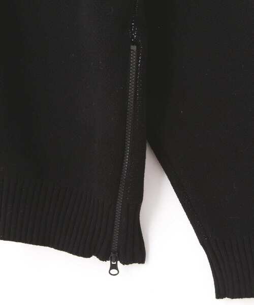 DANKE SCHON（ダンケシェーン）の「DankeSchon/ダンケシェーン/Chidori sidezip Crewneck（ニット/セーター・レディース・ホワイト/ブラック・F）」の9枚目の写真