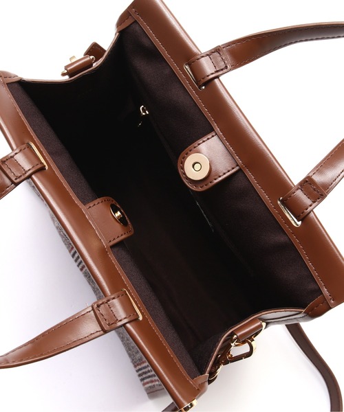 N.(N. Natural Beauty Basic)(エヌエヌナチュラルビューティーベーシック)の「クラシカルコンビショルダーバッグ(トートバッグ・レディース・ブラック系その他/ブラウン系その他・フリ-)」の15枚目の写真