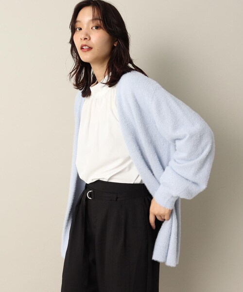 ITS'DEMO(イッツデモ)の「【着丈長め/腰回りカバー/柔らかタッチ】ラメフェザーヤーン着流しカーデ(カーディガン/ボレロ・レディース・ベージュ/サックスブルー/オフホワイト・00)」の3枚目の写真