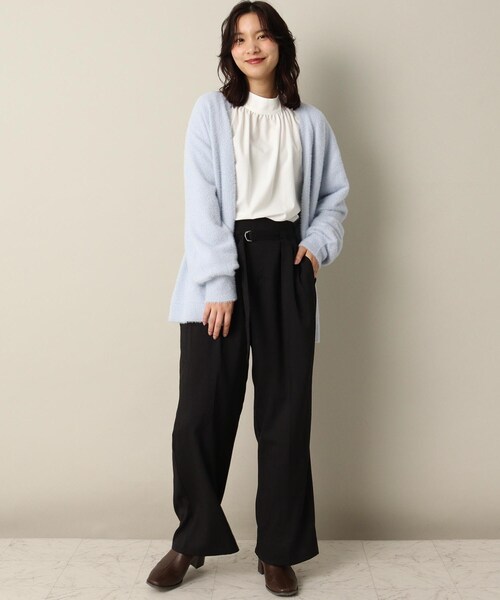 ITS'DEMO(イッツデモ)の「【着丈長め/腰回りカバー/柔らかタッチ】ラメフェザーヤーン着流しカーデ(カーディガン/ボレロ・レディース・ベージュ/サックスブルー/オフホワイト・00)」の20枚目の写真