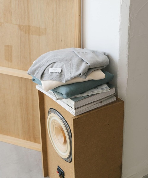 Couleur Meler(クルールメリー)の「Couleur Meler なかじ ソフトタッチニット(ニット/セーター・メンズ・アイボリー/グレー系その他/グリーン・FREE)」の4枚目の写真