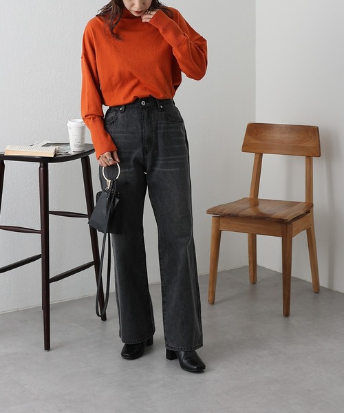 COLONY 2139（コロニートゥーワンスリーナイン）の「フレアデニムパンツ（デニムパンツ・レディース・ブラック/ブルー/ネイビー/サックスブルー/ダークブルー・SMALL/MEDIUM/LARGE）」の16枚目の写真