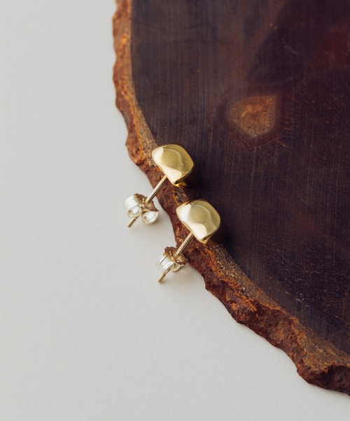 VATSURICA（バツリカ）の「〈VATSURICA〉silver925 / 金属アレルギー対応 / シンプルピアス（ピアス（両耳用）・レディース・シルバー/ゴールド・FREE）」の2枚目の写真