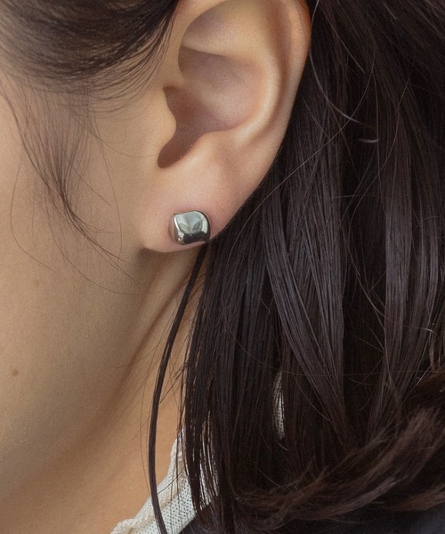 VATSURICA（バツリカ）の「〈VATSURICA〉silver925 / 金属アレルギー対応 / シンプルピアス（ピアス（両耳用）・レディース・シルバー/ゴールド・FREE）」の3枚目の写真