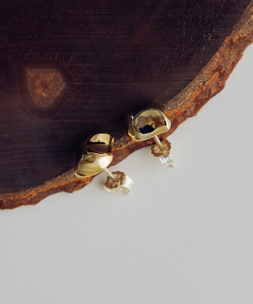 VATSURICA（バツリカ）の「〈VATSURICA〉silver925 / 金属アレルギー対応 / シンプルピアス（ピアス（両耳用）・レディース・シルバー/ゴールド・FREE）」の4枚目の写真