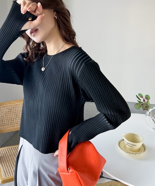 classicalelf（クラシカルエルフ）の「上級見えバックスリットニット（ニット/セーター・レディース・ブルー/ブラック/グレイッシュベージュ/アイボリー/グリーン・X-LARGE/LARGE/MEDIUM/SMALL）」の16枚目の写真