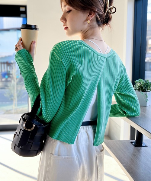 classicalelf（クラシカルエルフ）の「上級見えバックスリットニット（ニット/セーター・レディース・ブルー/ブラック/グレイッシュベージュ/アイボリー/グリーン・X-LARGE/LARGE/MEDIUM/SMALL）」の6枚目の写真