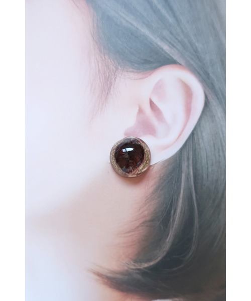 tone(トーン)の「【hazeleyes】ボリュームラウンド小ぶりイヤリング(Bonbonami ボンボンアミ)(MA)(イヤリング・レディース・レッド/ブラウン系その他/シルバー/ダークグリーン・FREE)」の8枚目の写真