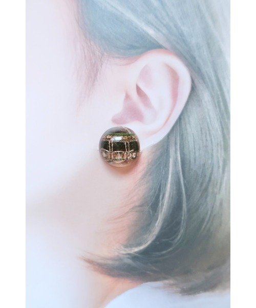 tone(トーン)の「【hazeleyes】ボリュームラウンド小ぶりイヤリング(Bonbonami ボンボンアミ)(MA)(イヤリング・レディース・レッド/ブラウン系その他/シルバー/ダークグリーン・FREE)」の10枚目の写真