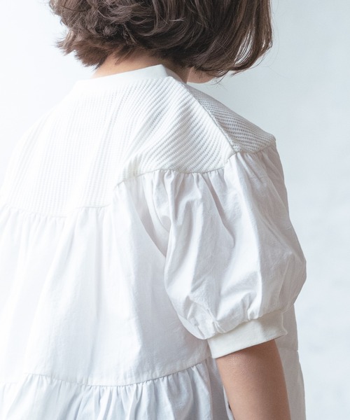 pairmanon（ペアマノン）の「【ふんわりワッフル】ガールズティアードボリューム異素材半袖Tシャツ（Tシャツ/カットソー・キッズ・グレイッシュベージュ/アイボリー/ブラック/ピンク・90/130/140/150/100/110/120）」の5枚目の写真
