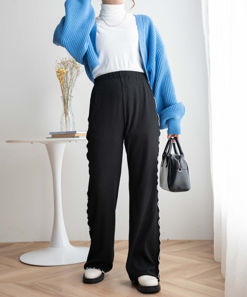 WEGO（ウィゴー）の「WEGO/メロウラインフレアパンツ（スラックス・レディース・ブラック/ブルー・FREE）」の7枚目の写真