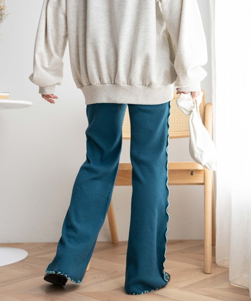 WEGO（ウィゴー）の「WEGO/メロウラインフレアパンツ（スラックス・レディース・ブラック/ブルー・FREE）」の12枚目の写真