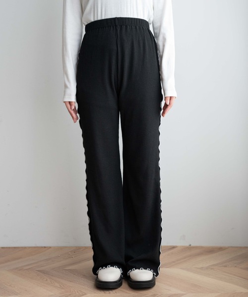 WEGO（ウィゴー）の「WEGO/メロウラインフレアパンツ（スラックス・レディース・ブラック/ブルー・FREE）」の17枚目の写真