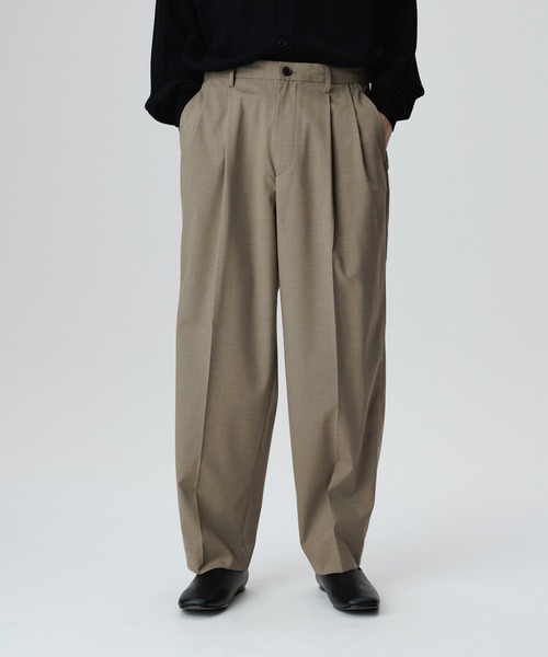 ADAM ET ROPE'（アダムエロペ）の「《FINAL PRICE》【Chambrer】ワイドテーパード イージー ツータック スラックス/セットアップ対応（スラックス・メンズ・ブラック/ブルー系その他4/ブラウン系その他2・S/M/L）」の4枚目の写真