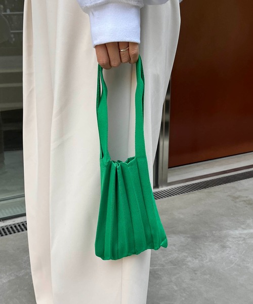 CAPRICIEUX LE'MAGE（カプリシューレマージュ）の「プリーツニットバッグ（ハンドバッグ・レディース・ブラック/オレンジ/ホワイト系その他/グリーン・FREE）」の12枚目の写真