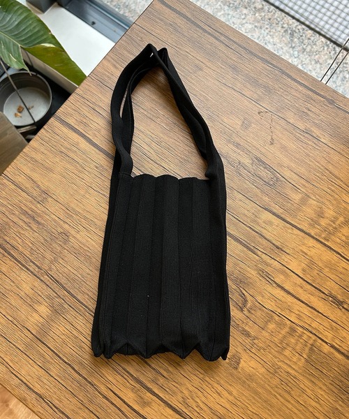 CAPRICIEUX LE'MAGE（カプリシューレマージュ）の「プリーツニットバッグ（ハンドバッグ・レディース・ブラック/オレンジ/ホワイト系その他/グリーン・FREE）」の19枚目の写真