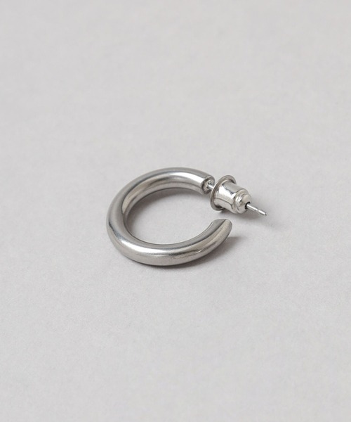 HARE(ハレ)の「【MADE IN JAPAN】ステンレスサークルピアス(HARE)(ピアス(片耳用)・メンズ・シルバー・FREE)」の5枚目の写真