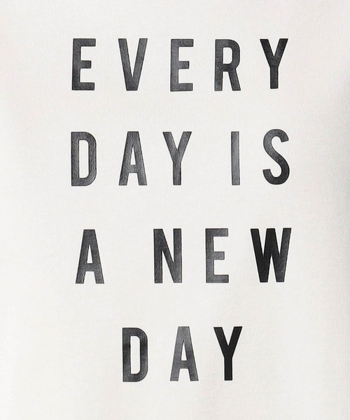 Grand PARK(グランドパーク)の「ロゴ入り タックカットソー(Tシャツ/カットソー・レディース・アイボリー/ホワイト/チャコールグレー・FREE)」の13枚目の写真