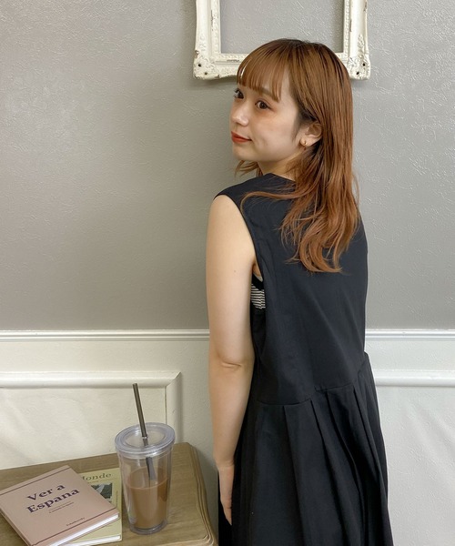 EPICKS（エピックス）の「前ボタンVネックノースリーブワンピース