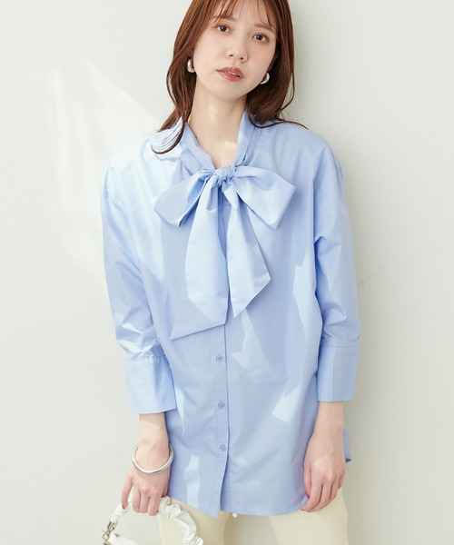 natural couture（ナチュラルクチュール）の「BIGボータイシャツブラウス（シャツ/ブラウス・レディース・オフホワイト/サックスブルー/ストライプ・FREE）」の8枚目の写真