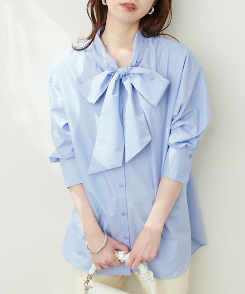 natural couture（ナチュラルクチュール）の「BIGボータイシャツブラウス（シャツ/ブラウス・レディース・オフホワイト/サックスブルー/ストライプ・FREE）」の7枚目の写真