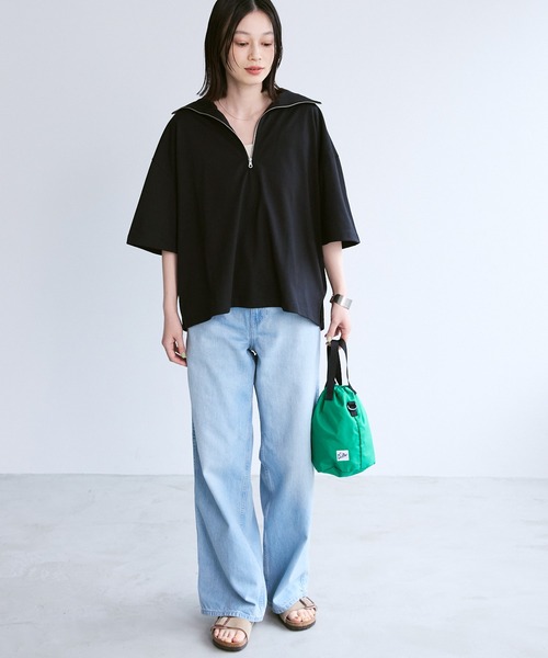 Chaco closet(チャコ クローゼット)の「オーバーサイズサイドスリットハーフジップTシャツ(Tシャツ/カットソー・レディース・グリーン/ピンク/オレンジ/オートミール/ブラック/オフホワイト・FREE)」の7枚目の写真