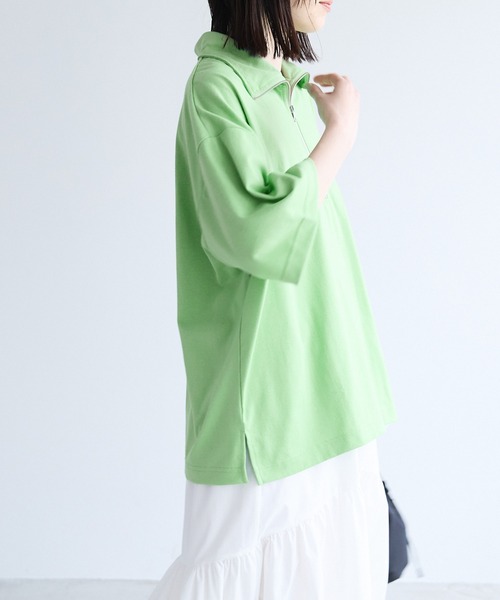 Chaco closet(チャコ クローゼット)の「オーバーサイズサイドスリットハーフジップTシャツ(Tシャツ/カットソー・レディース・グリーン/ピンク/オレンジ/オートミール/ブラック/オフホワイト・FREE)」の17枚目の写真
