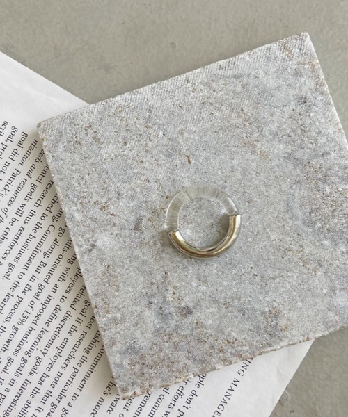 CLEA（クレア）の「メタルMIX 透明クリアリング（リング・レディース・ブラウン/シルバー/ゴールド・FREE）」の2枚目の写真