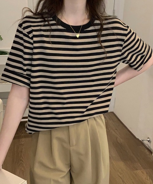 Chaco closet(チャコ クローゼット)の「くすみカラーベーシックボーダーTシャツ(Tシャツ/カットソー・レディース・グリーン/レッド/ブラック/パープル・FREE)」の18枚目の写真