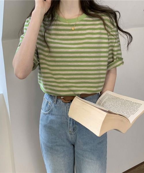 Chaco closet(チャコ クローゼット)の「くすみカラーベーシックボーダーTシャツ(Tシャツ/カットソー・レディース・グリーン/レッド/ブラック/パープル・FREE)」の13枚目の写真