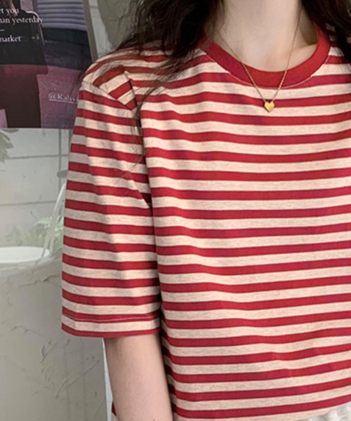 Chaco closet(チャコ クローゼット)の「くすみカラーベーシックボーダーTシャツ(Tシャツ/カットソー・レディース・グリーン/レッド/ブラック/パープル・FREE)」の14枚目の写真