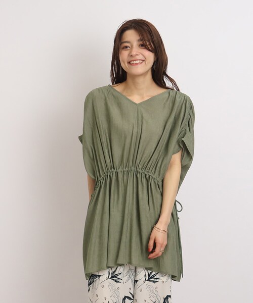 SHOO・LA・RUE（シューラルー）の「◆【ゆるっと着映える】ウエストシャーリングブラウス（シャツ/ブラウス・レディース・カーキ/ブラック/オフホワイト・00）」の19枚目の写真