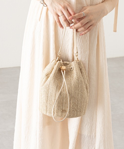 Chico（チコ）の「ペーパーナップサック（バックパック/リュック・レディース・ベージュ/ベージュ系その他/アイボリー・FREE）」の3枚目の写真