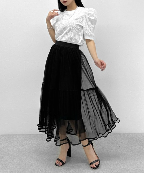 LVEU.（ラブユ.）の「【ZOZOTOWN限定】Leaf lace puff sleeve tops  / パールネックレス付きリーフ柄レースパフスリーブトップス（Tシャツ/カットソー・レディース・ブラック/ホワイト・FREE）」の6枚目の写真