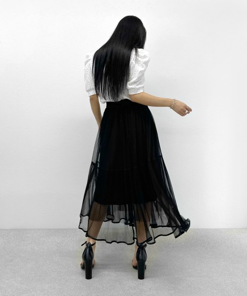 LVEU.（ラブユ.）の「【ZOZOTOWN限定】Leaf lace puff sleeve tops  / パールネックレス付きリーフ柄レースパフスリーブトップス（Tシャツ/カットソー・レディース・ブラック/ホワイト・FREE）」の7枚目の写真