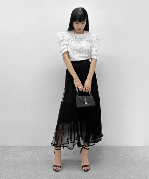 LVEU.（ラブユ.）の「【ZOZOTOWN限定】Leaf lace puff sleeve tops  / パールネックレス付きリーフ柄レースパフスリーブトップス（Tシャツ/カットソー・レディース・ブラック/ホワイト・FREE）」の9枚目の写真
