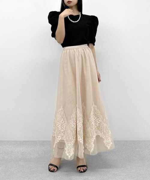 LVEU.（ラブユ.）の「【ZOZOTOWN限定】Leaf lace puff sleeve tops  / パールネックレス付きリーフ柄レースパフスリーブトップス（Tシャツ/カットソー・レディース・ブラック/ホワイト・FREE）」の14枚目の写真