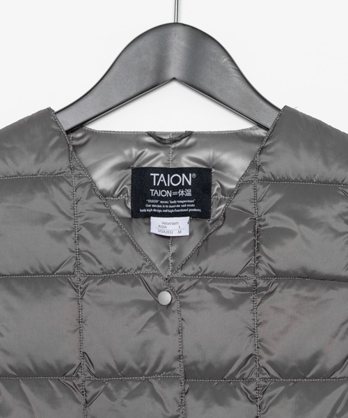 TAION（タイオン）の「TAION / タイオン Vネック ボタンダウンベスト インナー ダウンベスト TAION-W001（ダウンベスト・レディース・オフホワイト/グレー/ブラック/オレンジ/ベージュ・M/L/XL）」の9枚目の写真