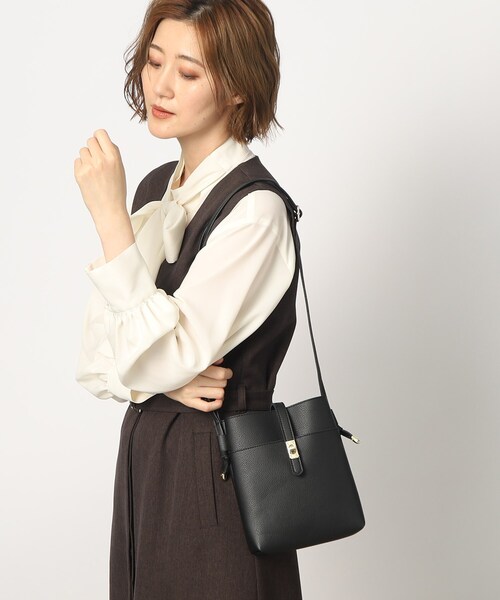 grove（グローブ）の「◆ちょっとしたお出かけに便利なミニサイズショルダー（ショルダーバッグ・レディース・ブルー/ライトグレー/キャメル/ダークグレー/ブラック・00）」の16枚目の写真