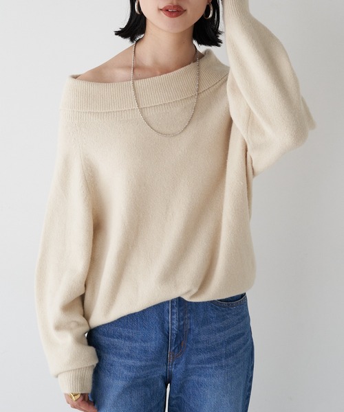 SHENERY（シーナリー）の「オフショルダーニットプルオーバー（ニット/セーター・レディース・オフホワイト/ベージュ/ブラック・FREE）」の4枚目の写真