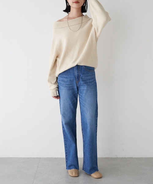 SHENERY（シーナリー）の「オフショルダーニットプルオーバー（ニット/セーター・レディース・オフホワイト/ベージュ/ブラック・FREE）」の21枚目の写真