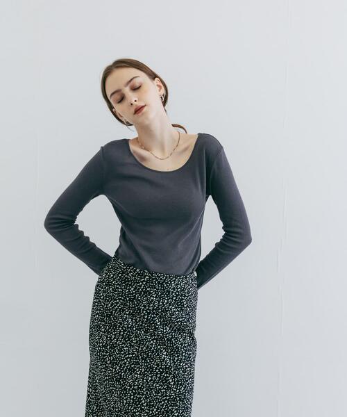 URBAN RESEARCH(アーバンリサーチ)の「『UR TECH』クルーネックロングTシャツ(Tシャツ/カットソー・レディース・ブラック/ホワイト/チャコールグレー・FREE)」の9枚目の写真