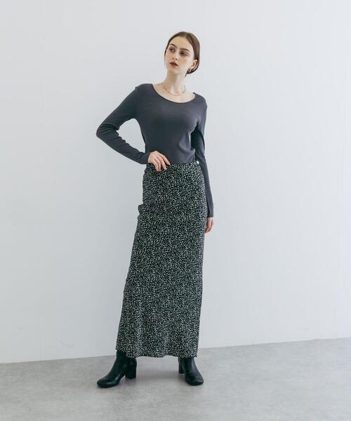 URBAN RESEARCH(アーバンリサーチ)の「『UR TECH』クルーネックロングTシャツ(Tシャツ/カットソー・レディース・ブラック/ホワイト/チャコールグレー・FREE)」の12枚目の写真