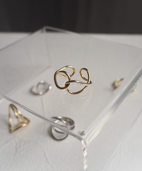 minia（ミニア）の「オープンデザインリング（リング・レディース・ゴールド系2/シルバー系3/ゴールド系3/シルバー系2/シルバー系1/ゴールド系1・FREE）」の4枚目の写真