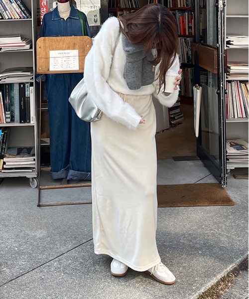 LE MORE（リモア）の「スウェットライクペンシルスカート（スカート・レディース・アイボリー/ブラック・FREE）」の4枚目の写真