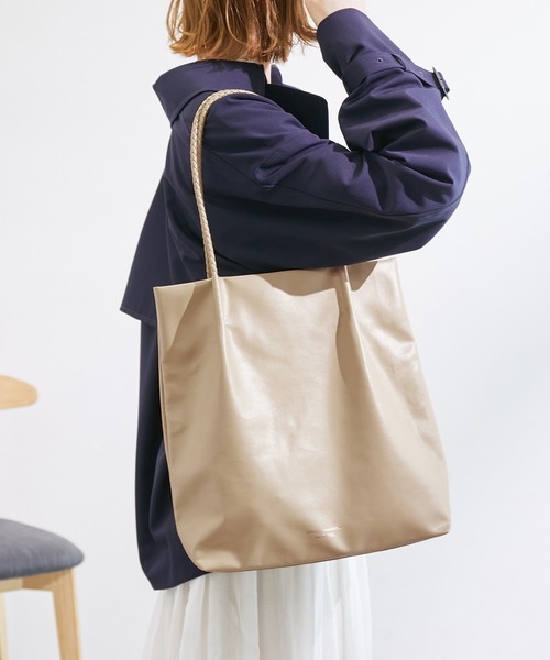 ROPE' PICNIC（ロペピクニック）の「【累計43,000点突破】A4対応・新色追加/洗えるメッシュハンドルトートバッグ（トートバッグ・レディース・イエロー系その他/ブルー/シルバー/ブラック/ピンク系その他2/キナリ/ベージュ/ピンク/ラベンダー/ピンク系その他/ブルー系その他4/レッド/グレー/ゴールド/ブラウン系その他2・FREE）」の6枚目の写真