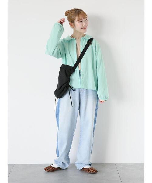ehka sopo（エヘカソポ）の「シャンブレーフリル襟シャツ（シャツ/ブラウス・レディース・サックスブルー/オフホワイト/グリーン/ピンク・F）」の16枚目の写真